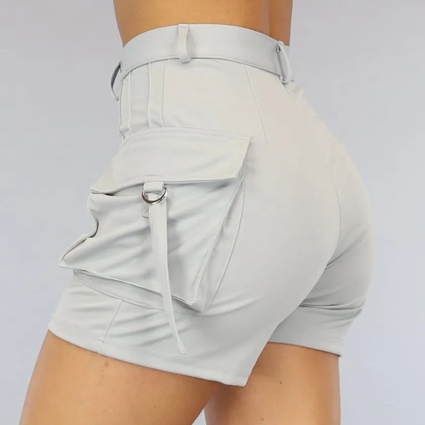 Lichtgrijs Cargo Short met Zilveren Details