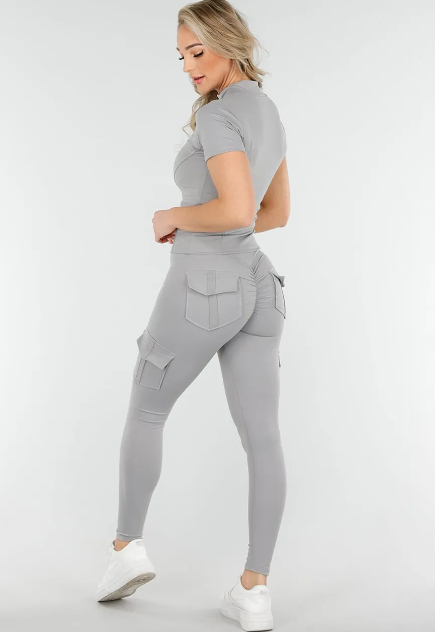 Lichtgrijze Sportset met Cargozakken en Scrunch