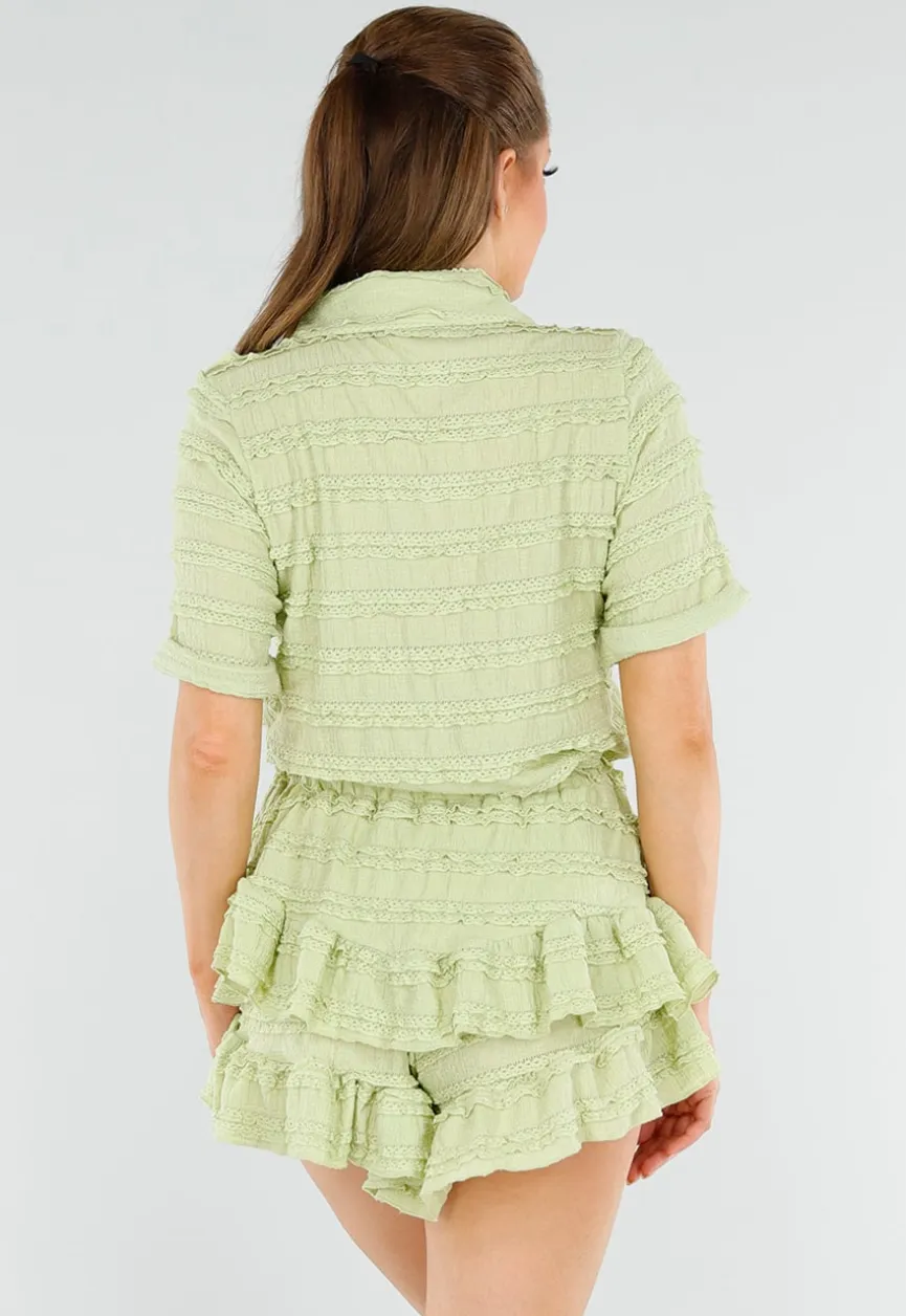 Lichtgroene Set met Kraagshirt en Gelaagde Rucheshort