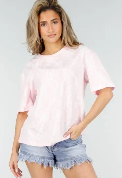 Lichtroze Kanten T-shirt met Korte Mouwen en Ronde Hals