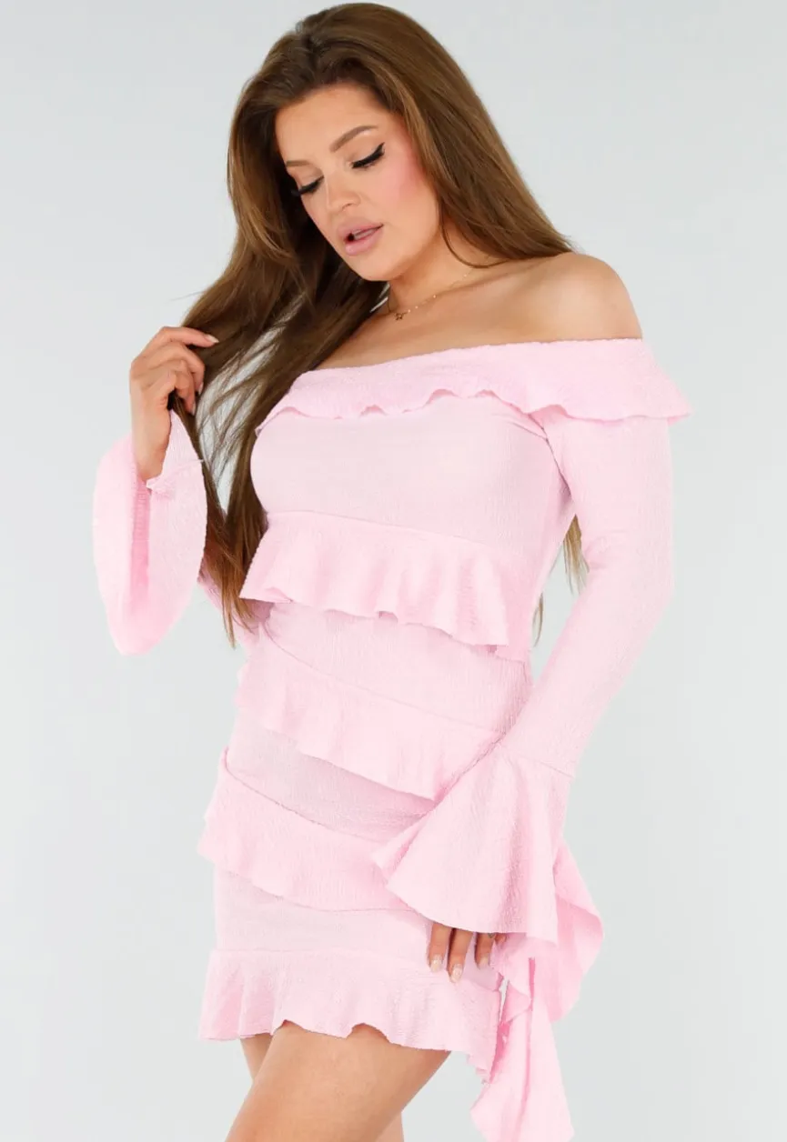 Lichtroze Off-Shoulder Jurk Met Volants en Lange Mouwen