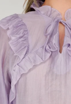 Lila Ruffle Blouse met Strikdetail en Lange Mouwen