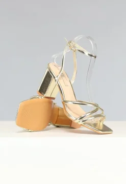 Metallic Gouden Strap Hakken met Lage Hak