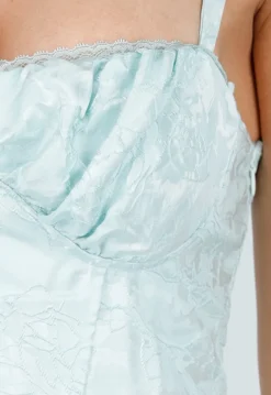 Mintgroene Midi Jurk met Brede Bandjes en Licht Glanzend Motief