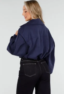 Navy Korte Suède Trenchcoat met Pofmouwen