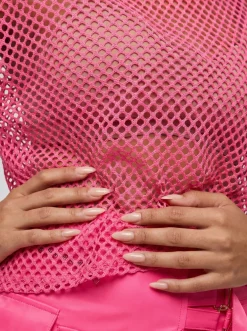 Neon Roze Fishnet Top met Korte Mouwen en Ronde Hals