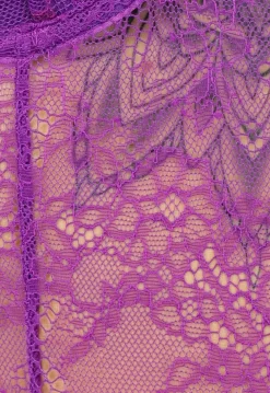 Paarse Kanten Strappy Bodysuit