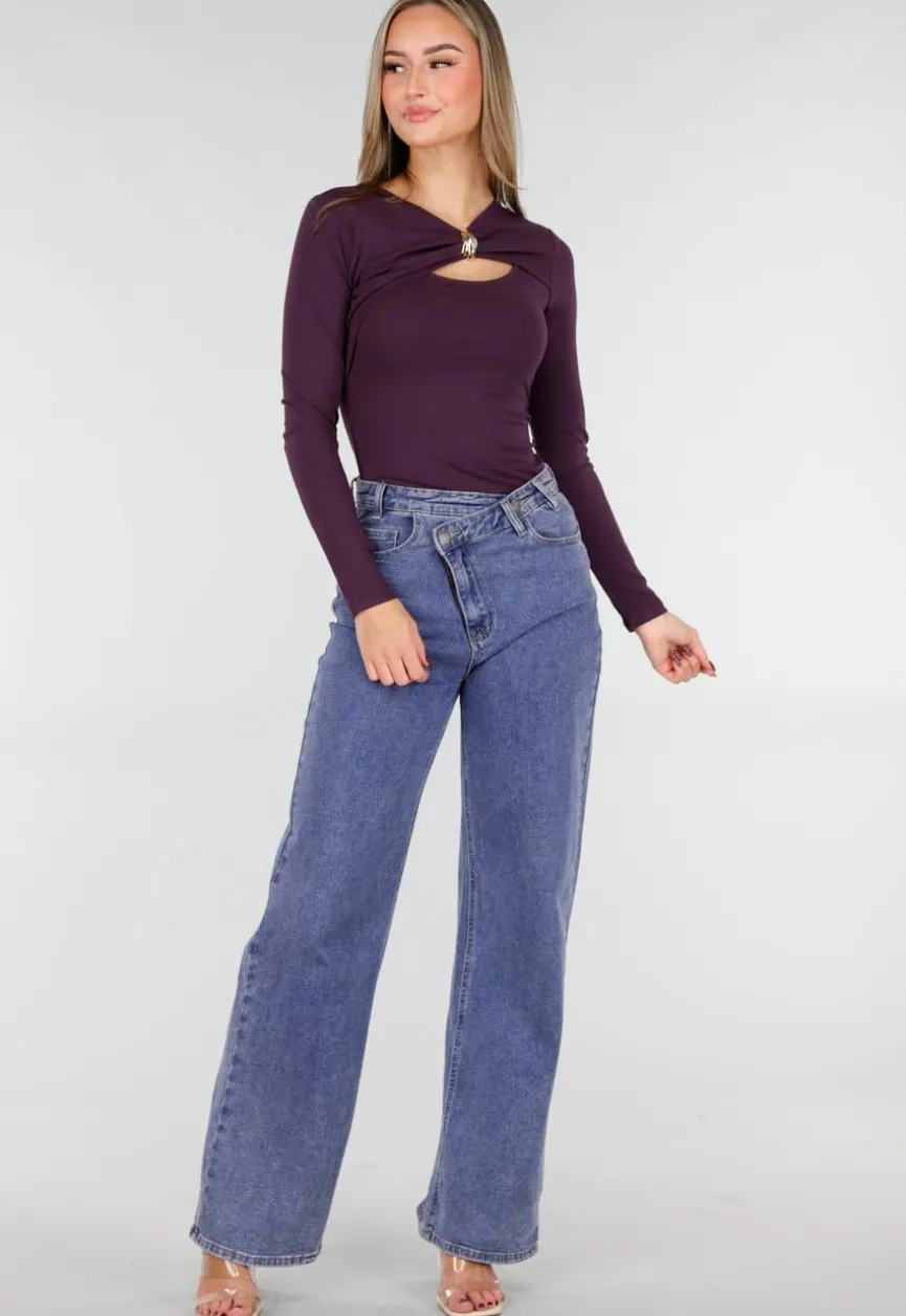 Paarse Top met Cut Out Detail