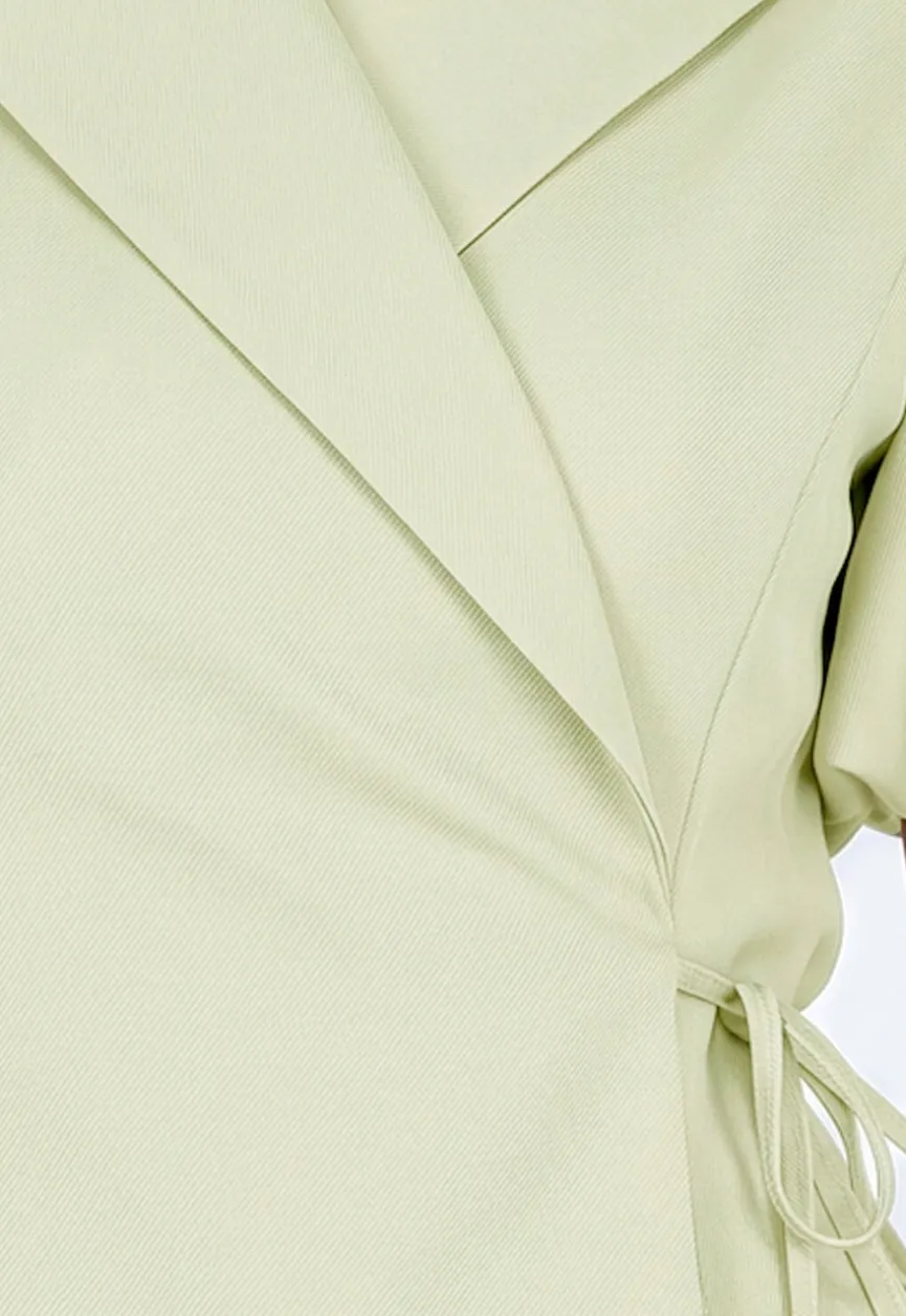 Pistache Blazer met Korte Pofmouwen en Striksluiting