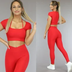 Rode Fijne Rib Sporttop met Straps