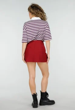 Rode Korte Skort met Stretch en Binnenbroekje
