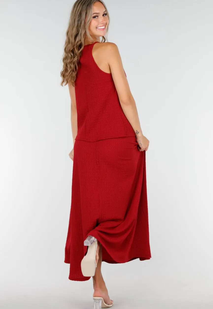 Rode Maxi Set met Hooggesloten Top en Stretch