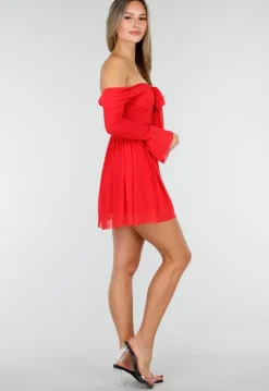 Rode Off Shoulder Jurk met Strikdetail
