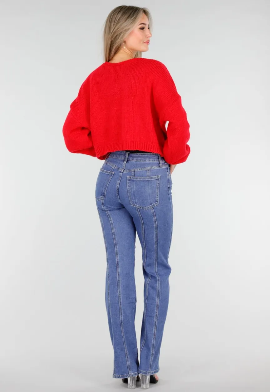 Rood Gebreid Vest met Strik aan de Voorzijde