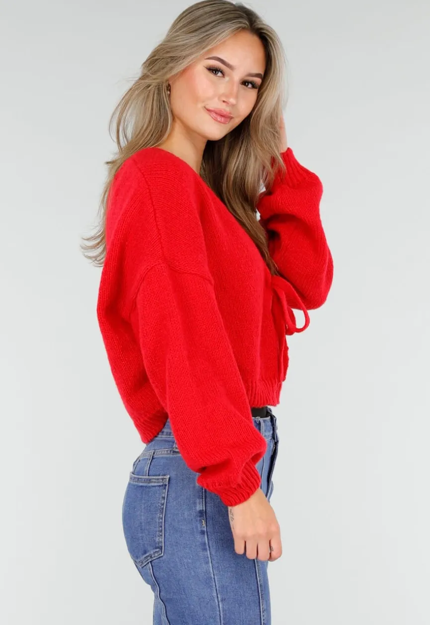 Rood Gebreid Vest met Strik aan de Voorzijde