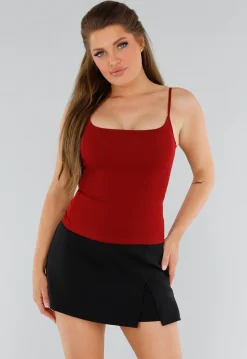 Rood Hemdtopje met Stretch, Cups en Vierkante Hals