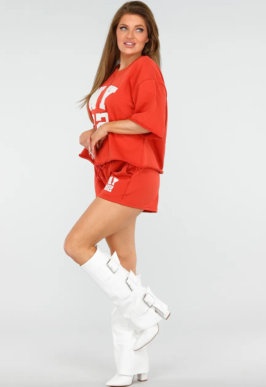 Rood Varsity Setje met T-Shirt en Korte Broek in Sportieve Stijl