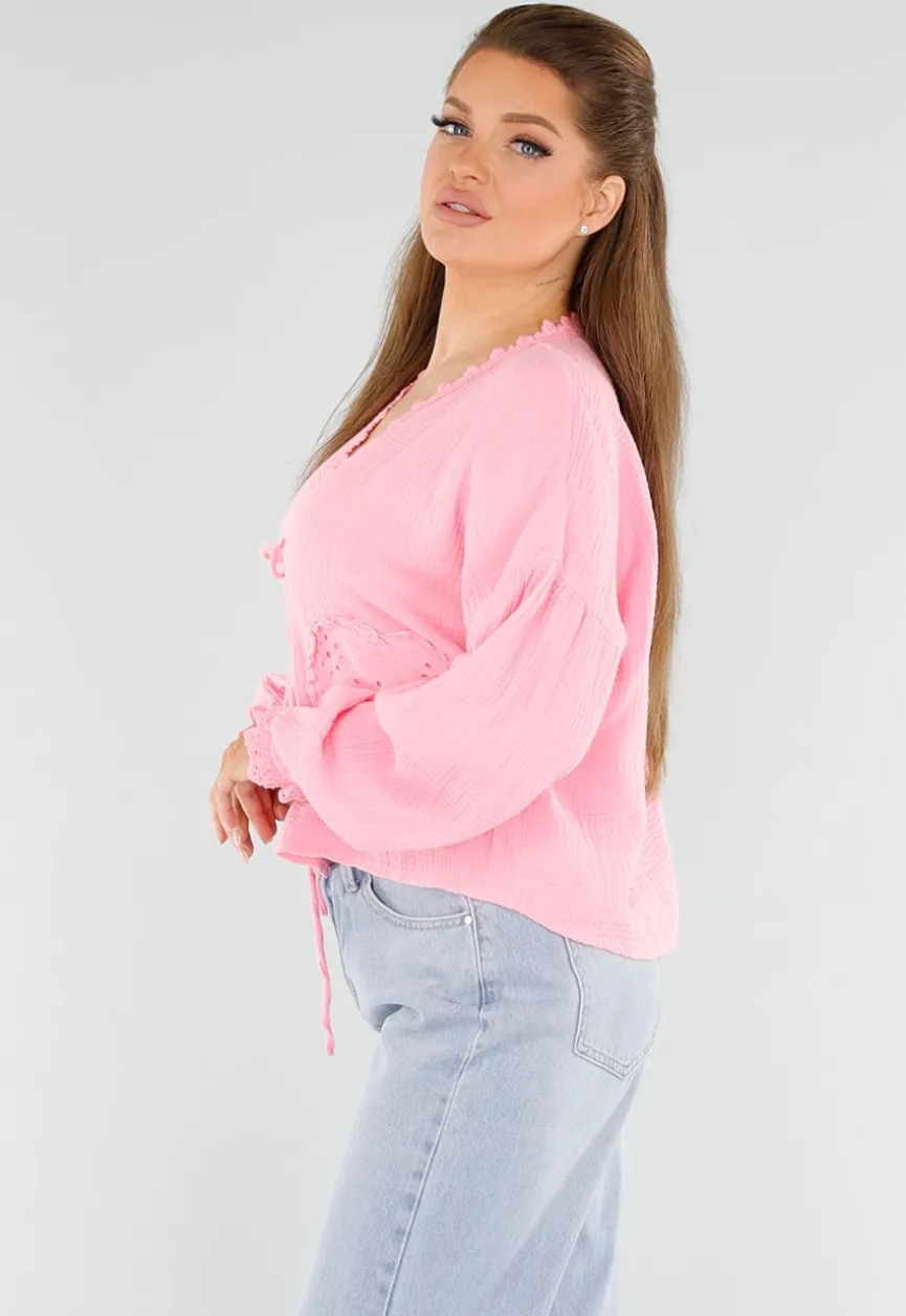 Roze Blouse met Hartzakken en Knooplint Detail