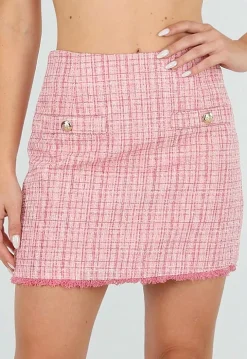 Roze Tweed Mini Rok met Rafelrand en Gouden Knopen