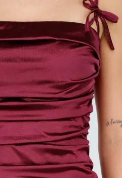 Satijnen Maxi Jurk Burgundy met Spaghetti Bandjes met Strikjes