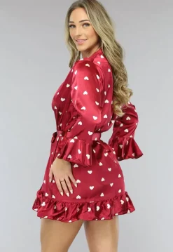 Satijnen Valentijn Pyjama Set in Wijnrood met Hartjes Kimono