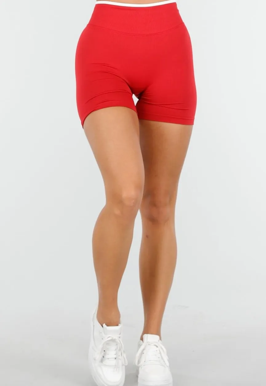 Sportieve Shorts in Rood met Witte Tailleband