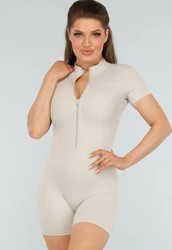 Stijlvolle Beige Sport Playsuit met Ritssluiting