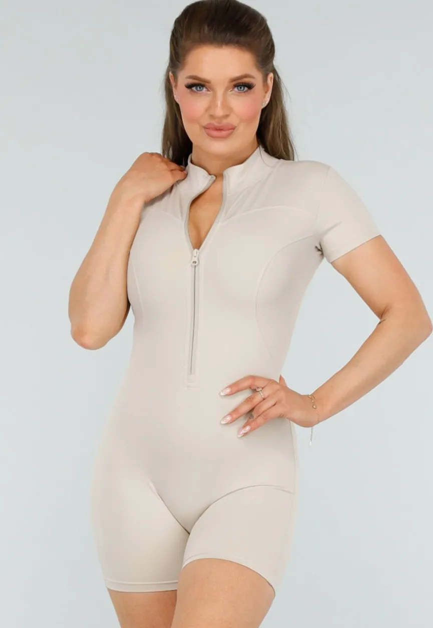 Stijlvolle Beige Sport Playsuit met Ritssluiting