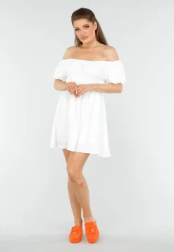 Stijlvolle Off-Shoulder Witte Jurk met Veel Stretch