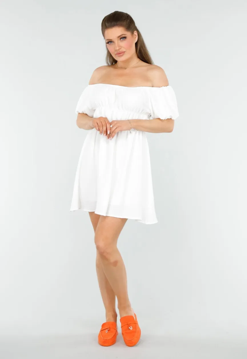 Stijlvolle Off-Shoulder Witte Jurk met Veel Stretch