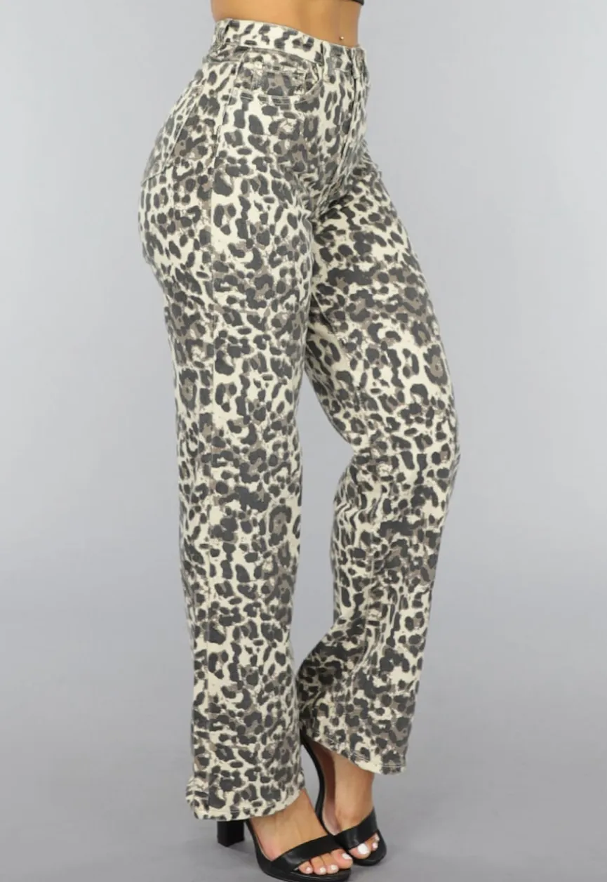 Straight Leg High Waist Panterprint Jeans
