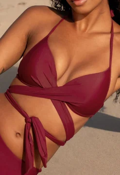 Strappy Push Up Bikini Top in Wijnrood