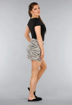 Stretch Shirt in Zwart met Vierkante Hale en Korte Mouwen