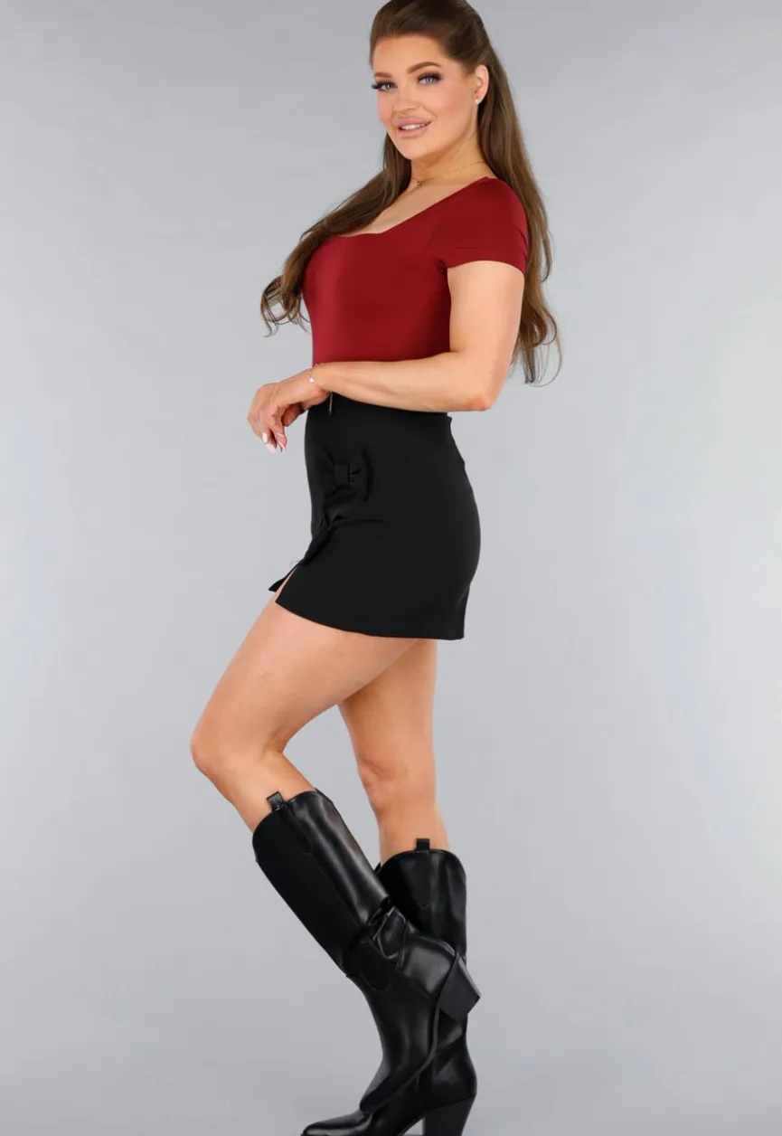 Stretchy Burgundy Shirt met Vierkante Hals en Korte Mouwen