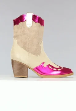 Suèdelook Laarsjes met Roze Metallic details