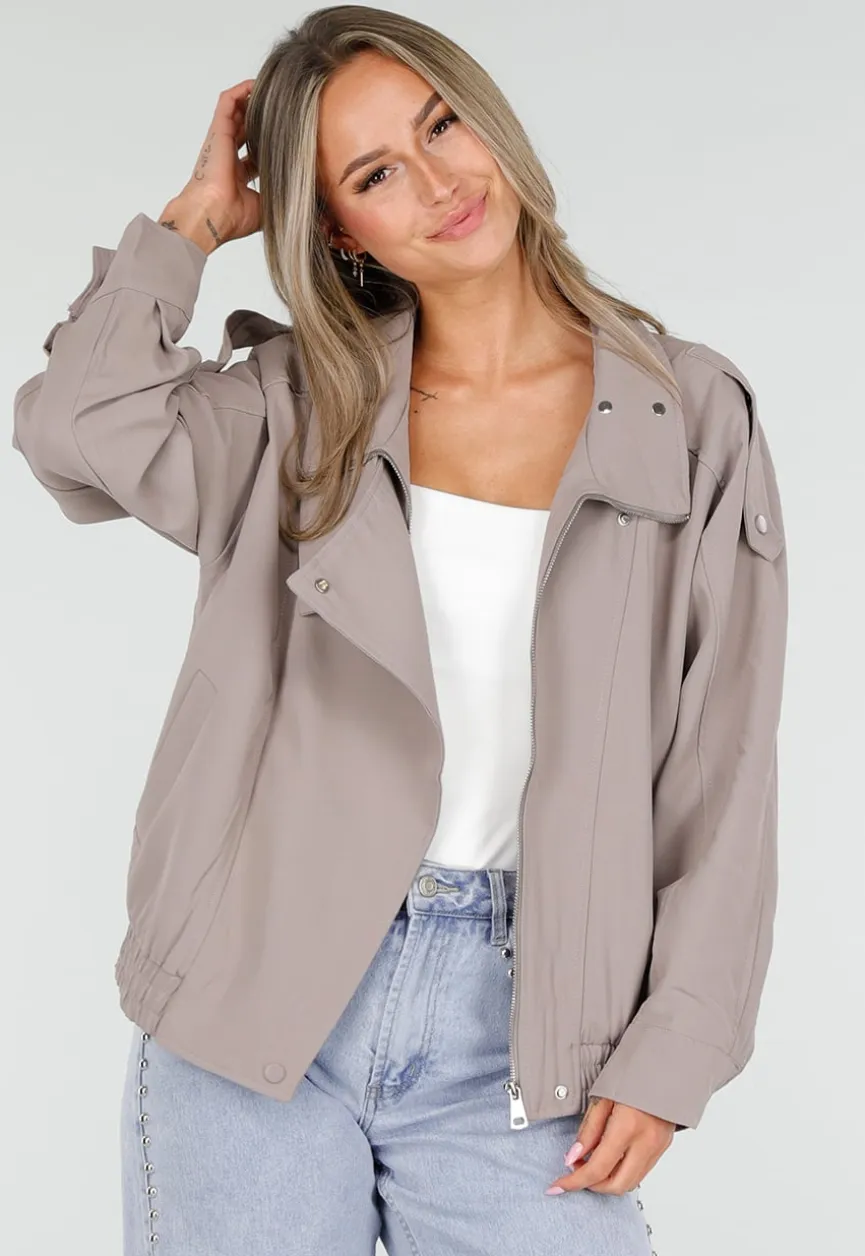 Taupe Bikerjack met Opstaande Kraag en Ritssluiting