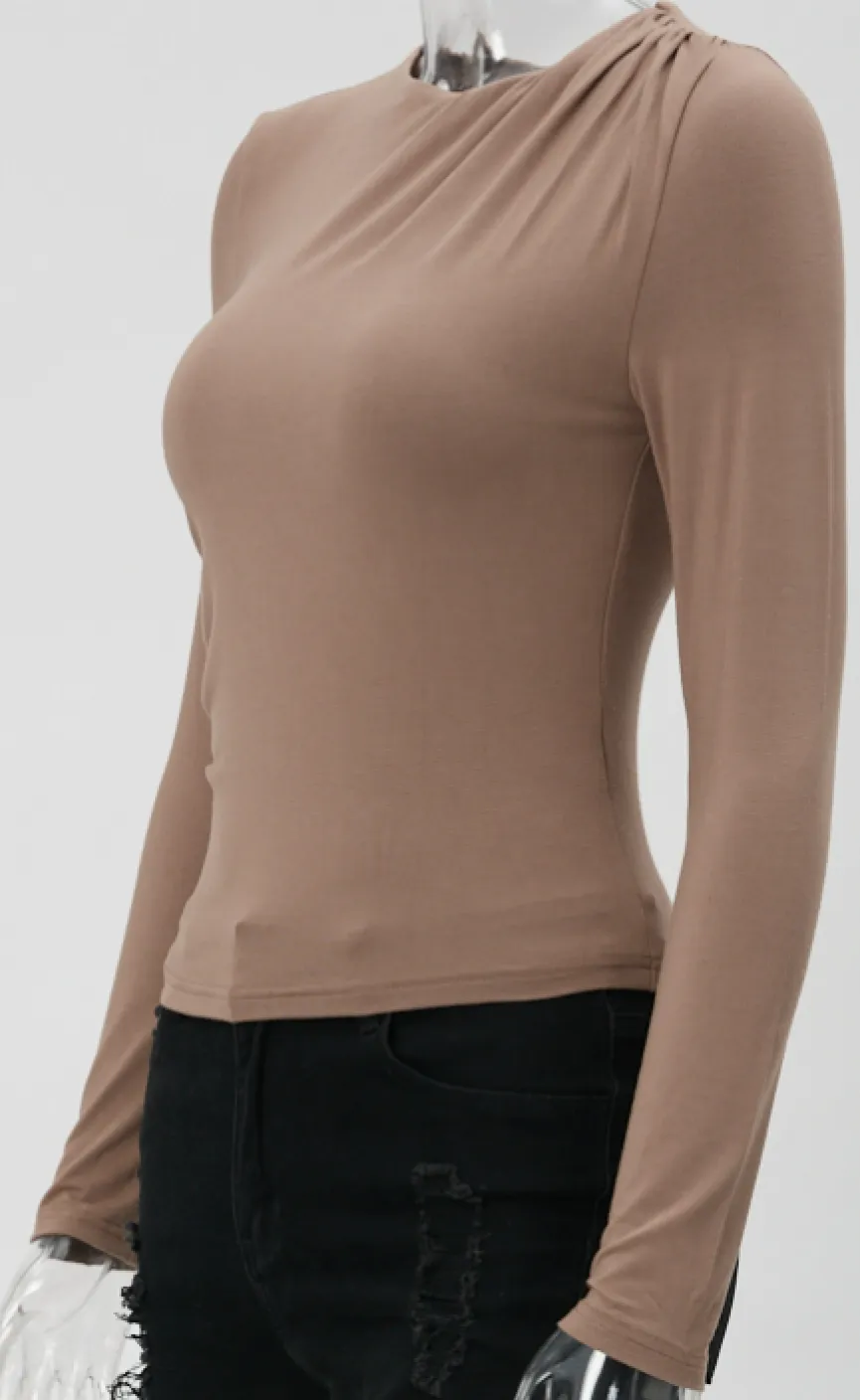 Taupe Topje met Gedrapeerde Hals