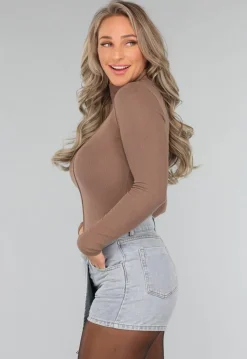 Taupe Truitje met Kleine Col