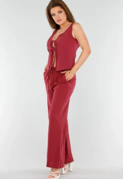 Wijnrode Linnenlook 2-Piece met Strikdetail en Wijde Pijpen