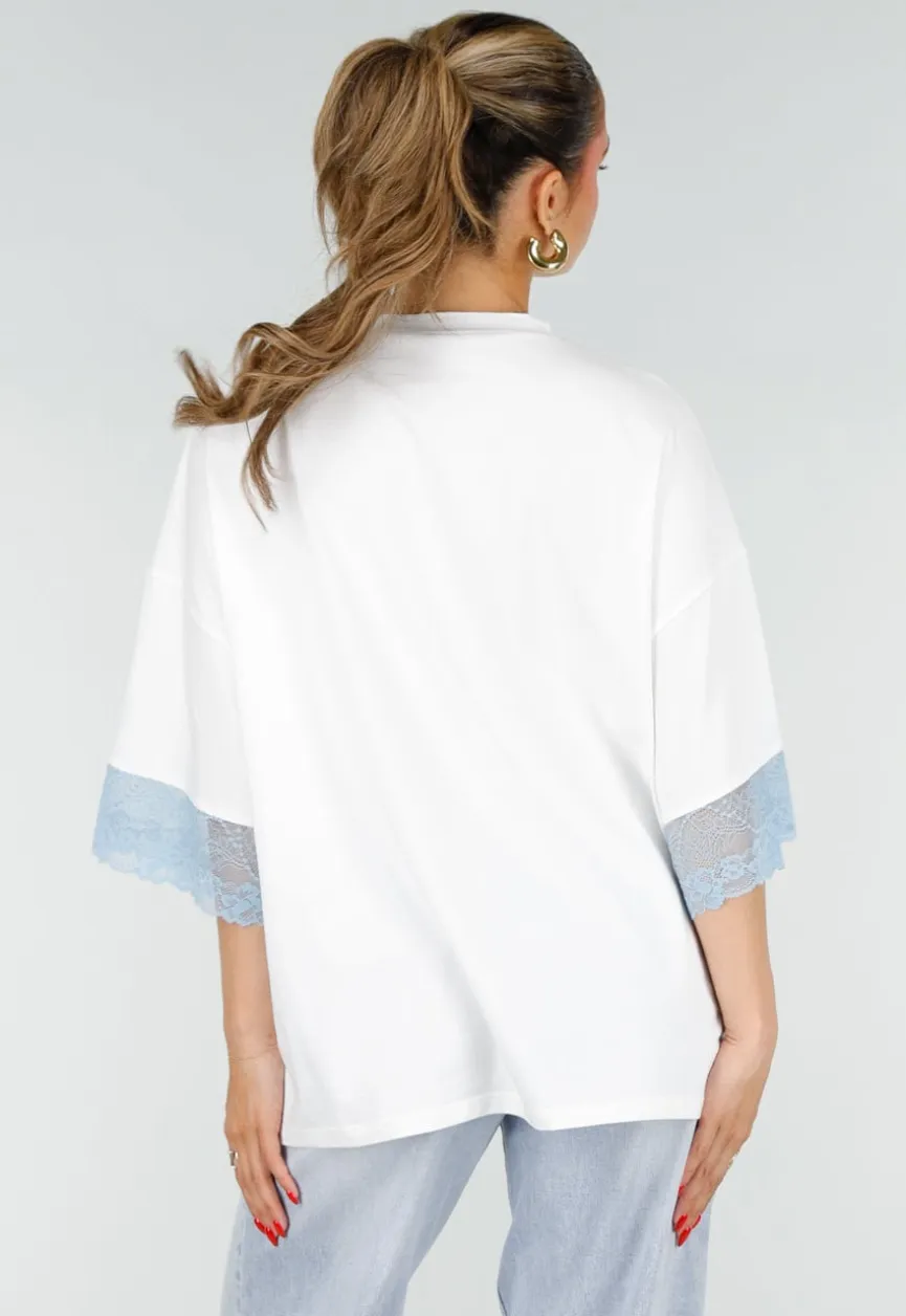 Wit Oversized T-Shirt met Blauw Kant