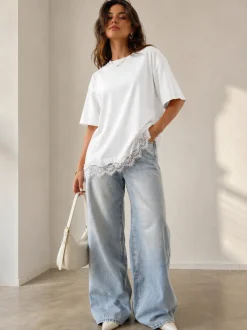 Wit Oversized T-Shirt met Kantzoom