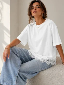 Wit Oversized T-Shirt met Kantzoom