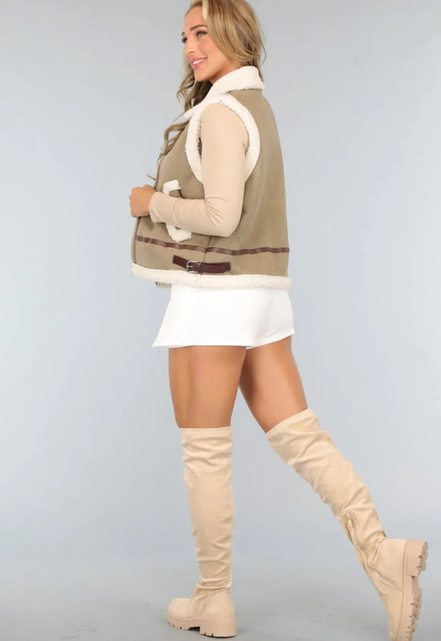 Witte Aansluitende Skort met Split
