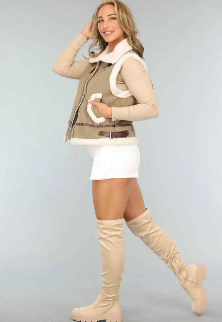 Witte Aansluitende Skort met Split