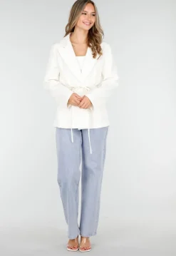Witte Blazer met Ceintuur