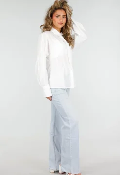 Witte Blouse met Stropdas en Lange Mouw