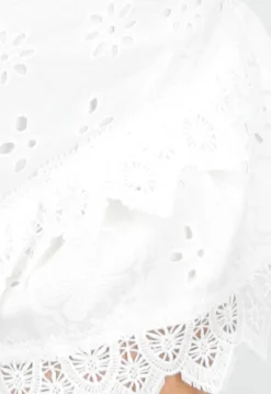Witte Broderie Short met Scrunchband