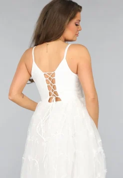 Witte Bruidsjurk met Geborduurde Rok