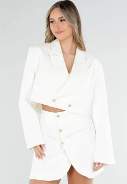 Witte Cropped Blazer met Lange Mouwen en Goudkleurige Knopen