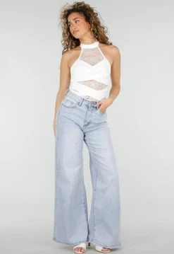 Witte Halter Top met Kant Inzet en Mesh Details
